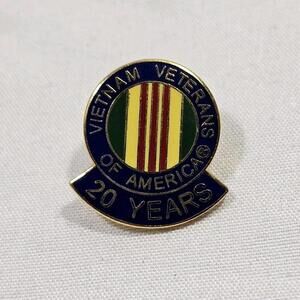 Vintage Vietnam Veterans Of America 20 Years Patriotic Military Hat Lapel Pin